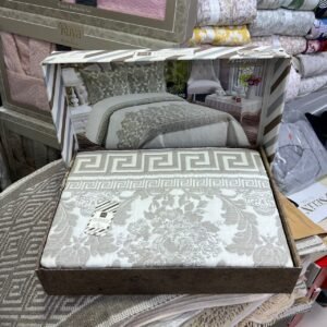 SOLD MADE IN TURAUIE