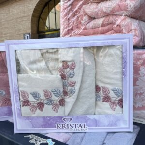 Nouvelle collection 🆕🆕 Sortie de bain 3 pièce 👰‍♀️🤵‍♂️ Coton 100% Haut de gamme  Marque : KRISTAL  produits turk 🇹🇷 Prix :6800 da 💰💰